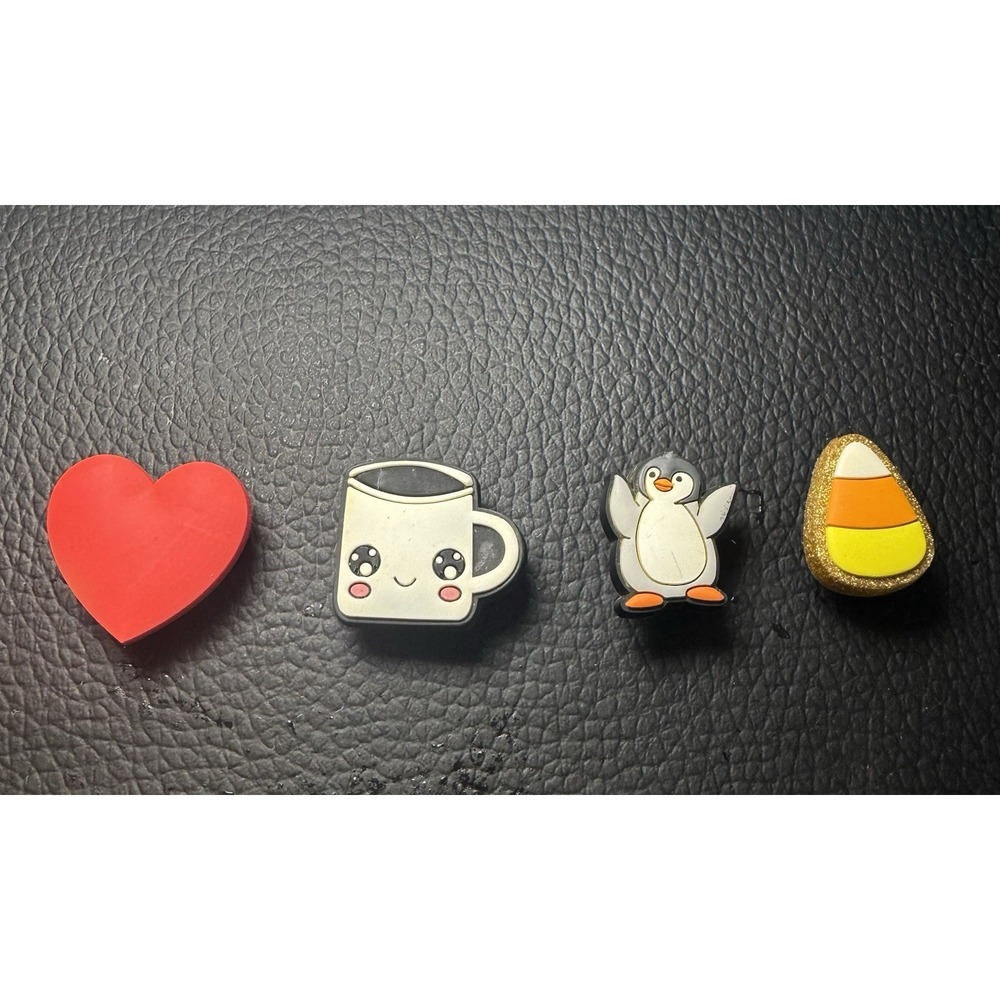 Lot of 4 Croc Giblets Coffee Cup Penguin Heart Candy Corn